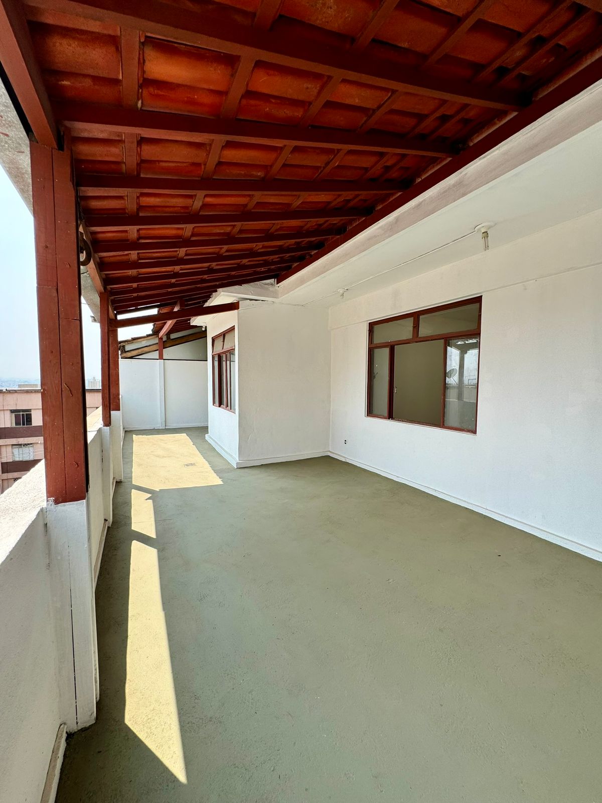 Cobertura para alugar com 4 quartos, 240m² - Foto 4