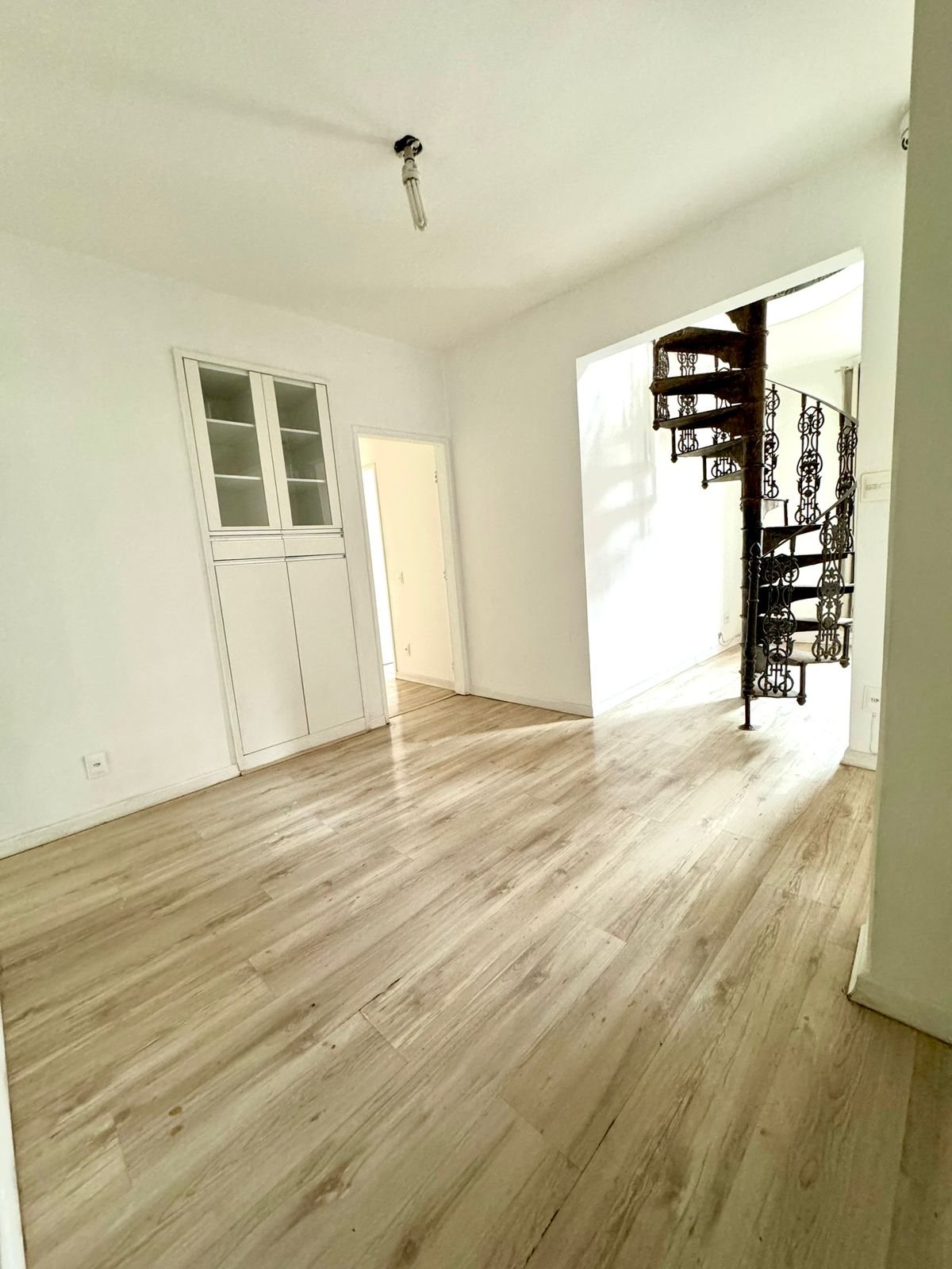 Cobertura para alugar com 4 quartos, 240m² - Foto 6