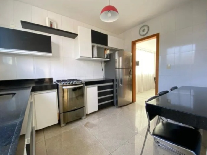 Apartamento para alugar com 3 quartos, 96m² - Foto 8