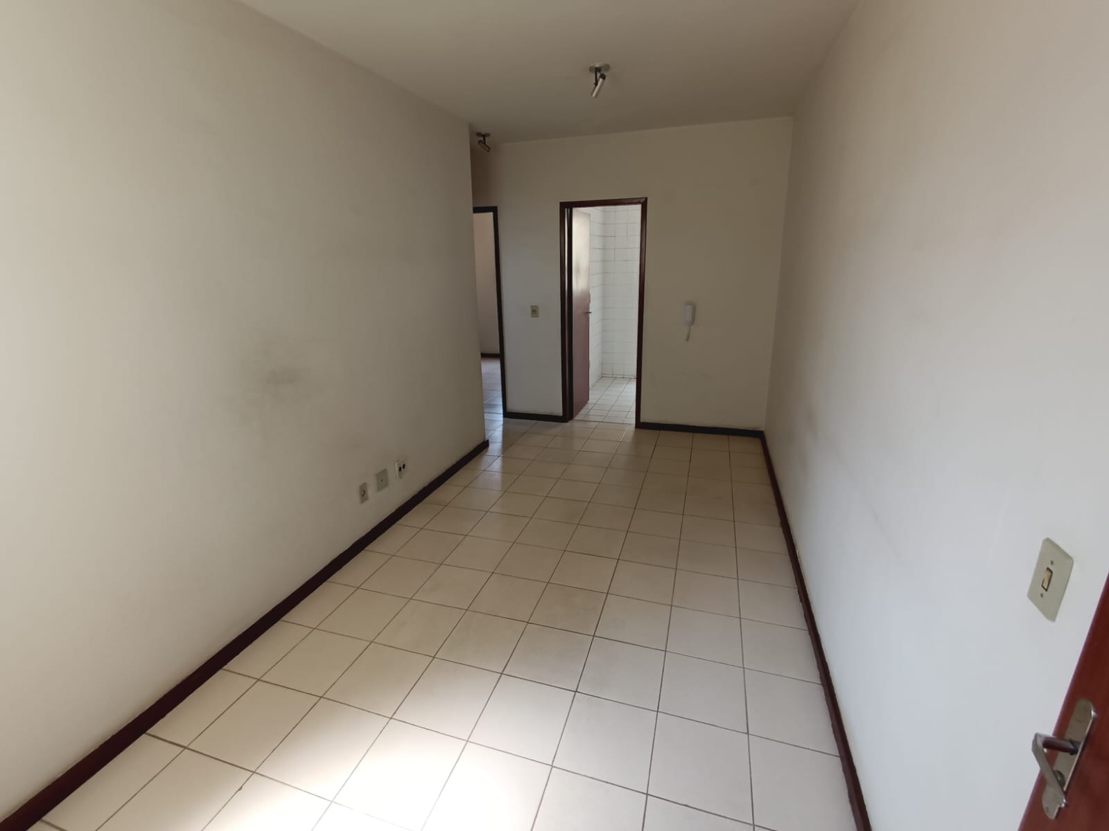 Apartamento à venda com 2 quartos, 60m² - Foto 7