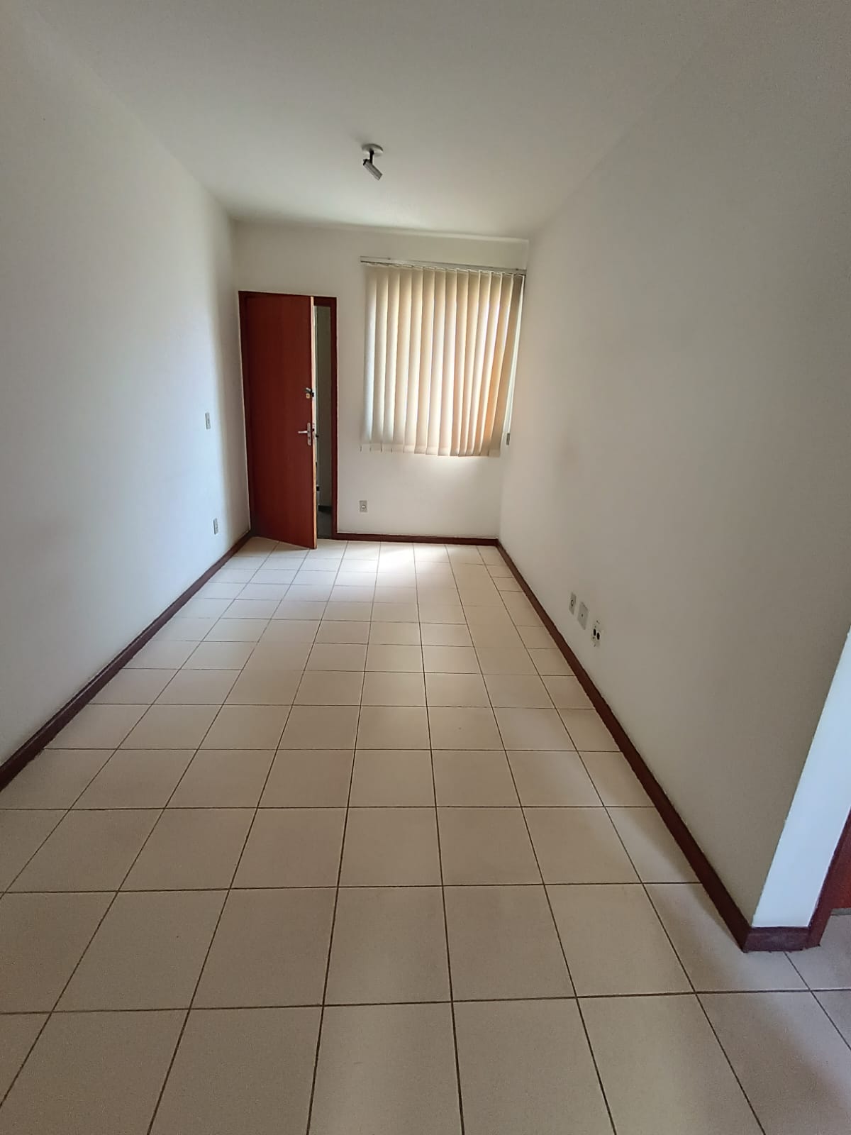 Apartamento à venda com 2 quartos, 60m² - Foto 2