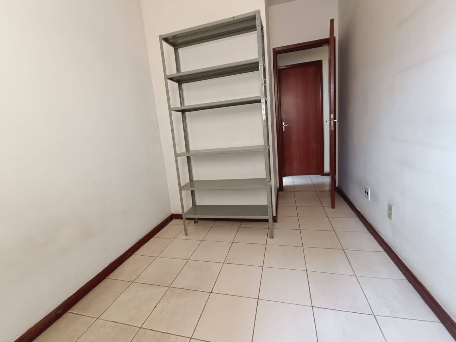 Apartamento à venda com 2 quartos, 60m² - Foto 16