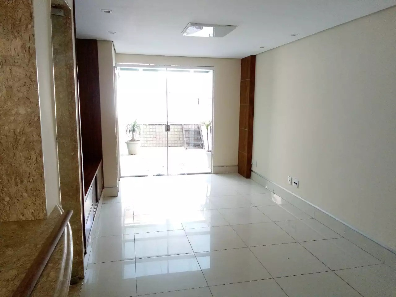 Apartamento para alugar com 2 quartos, 194m² - Foto 13