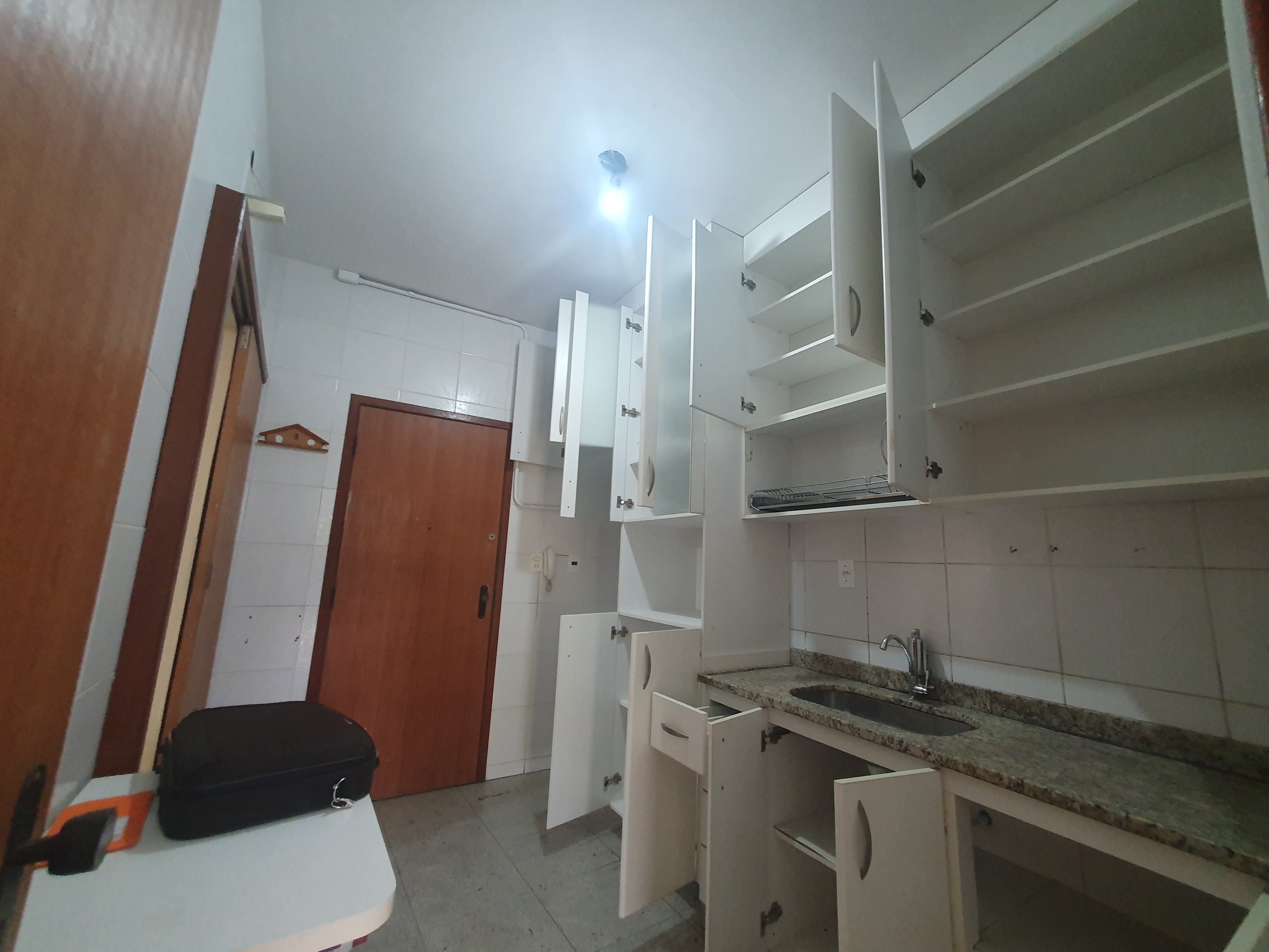 Apartamento à venda com 3 quartos, 130m² - Foto 14