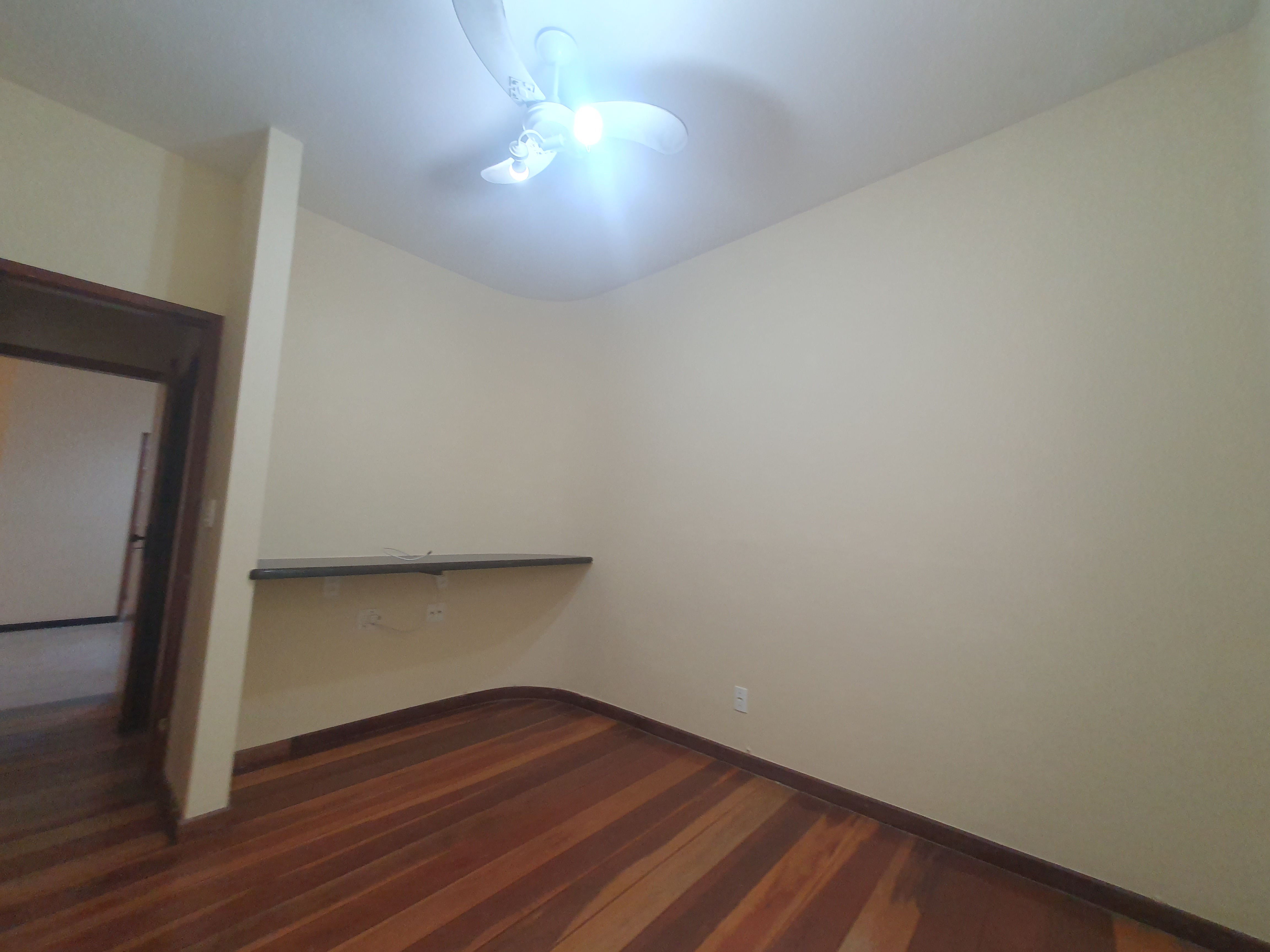 Apartamento à venda com 3 quartos, 130m² - Foto 9