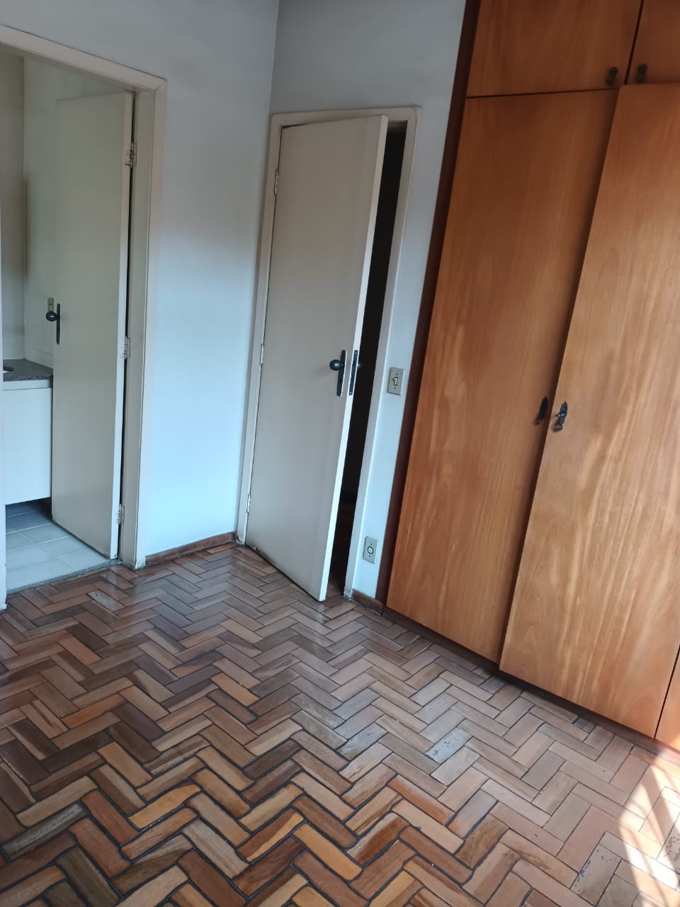 Apartamento à venda com 3 quartos, 95m² - Foto 8