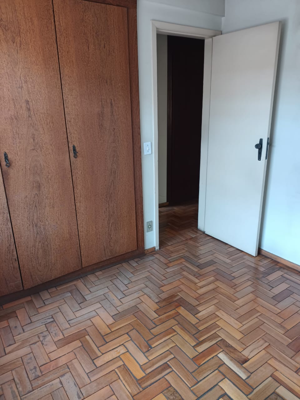 Apartamento à venda com 3 quartos, 95m² - Foto 10