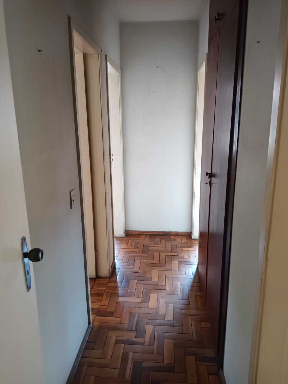 Apartamento à venda com 3 quartos, 95m² - Foto 4