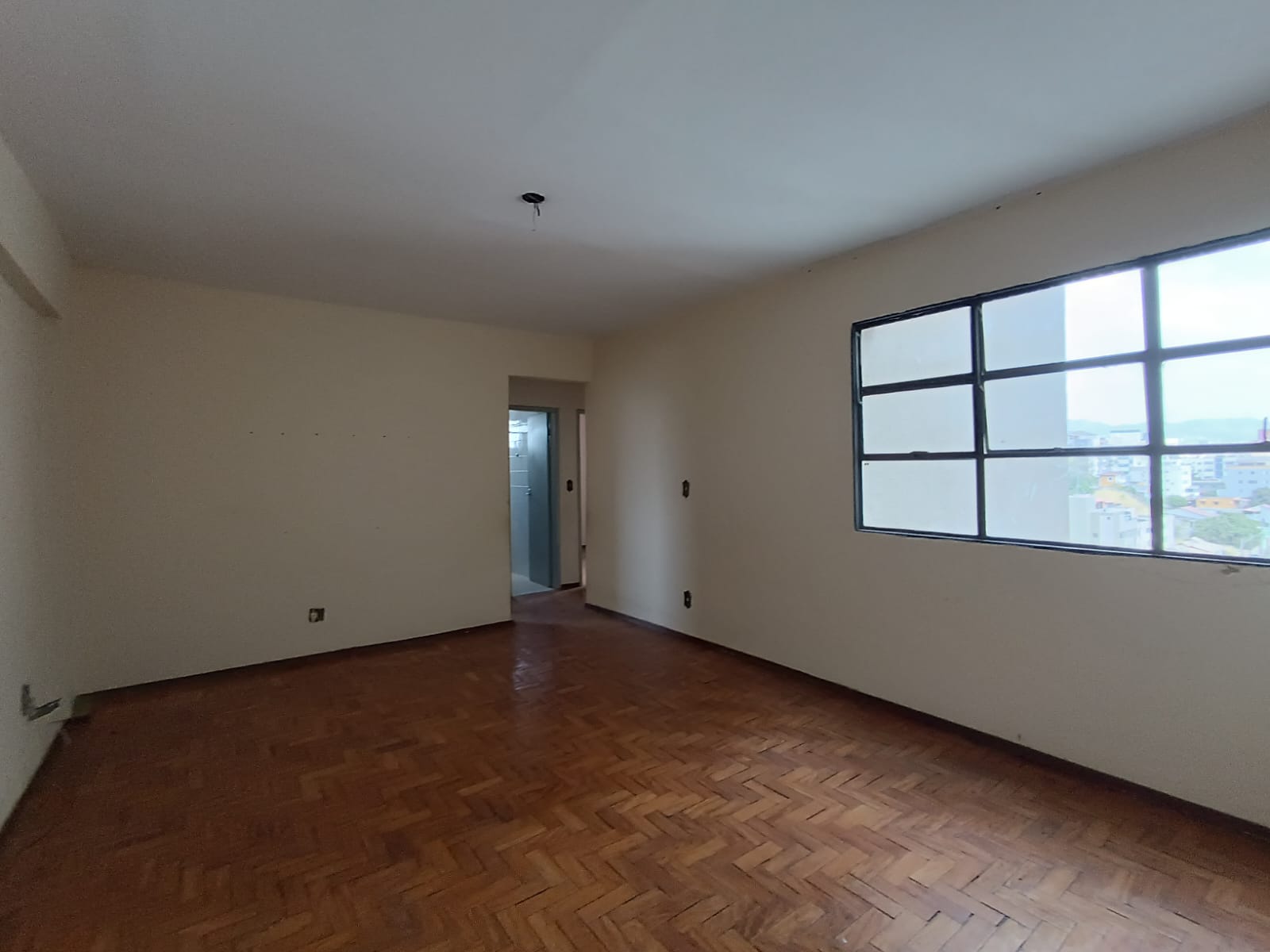 Apartamento à venda com 3 quartos, 95m² - Foto 1