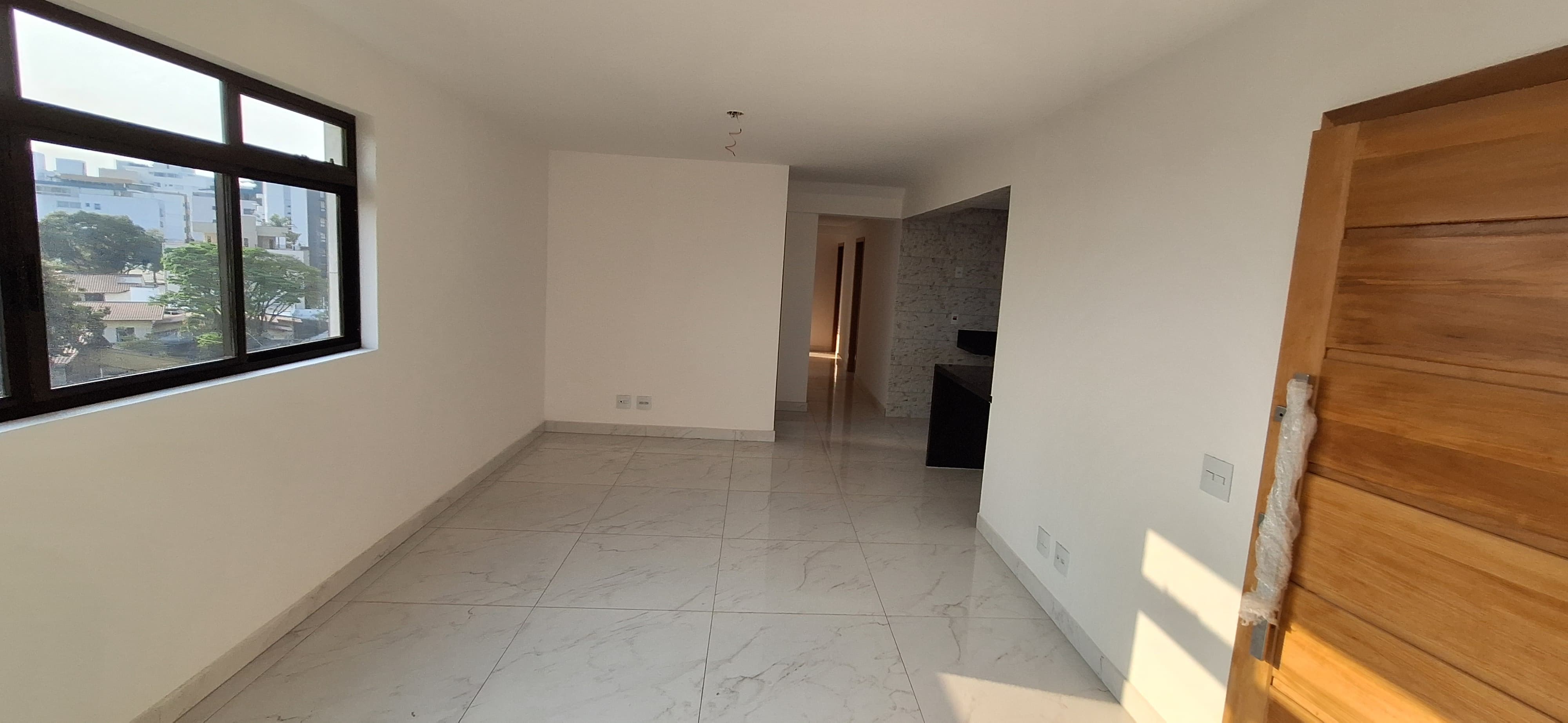 Apartamento à venda com 4 quartos, 160m² - Foto 7