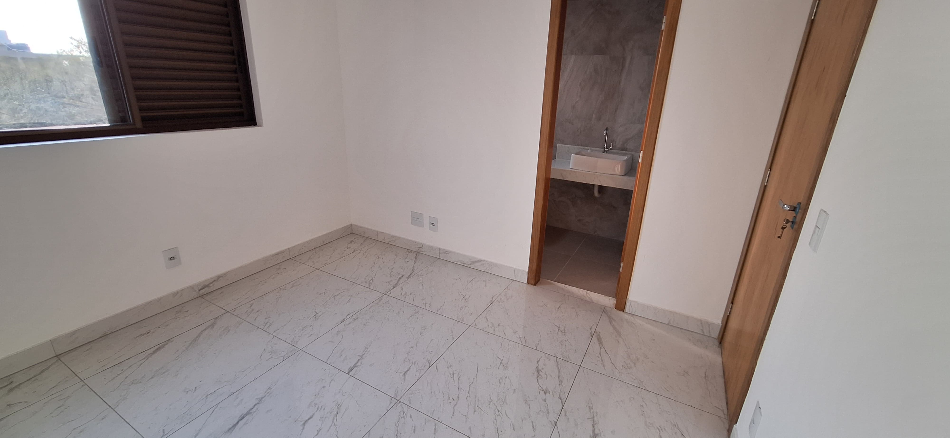 Apartamento à venda com 4 quartos, 160m² - Foto 22