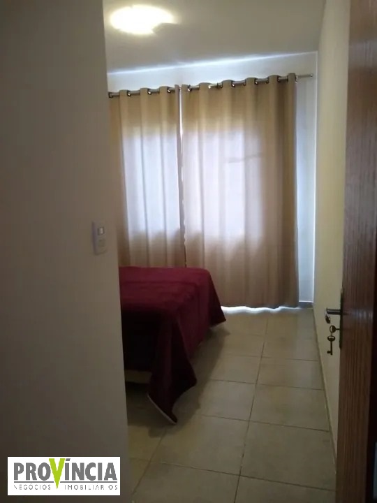 Casa à venda com 2 quartos, 180m² - Foto 11