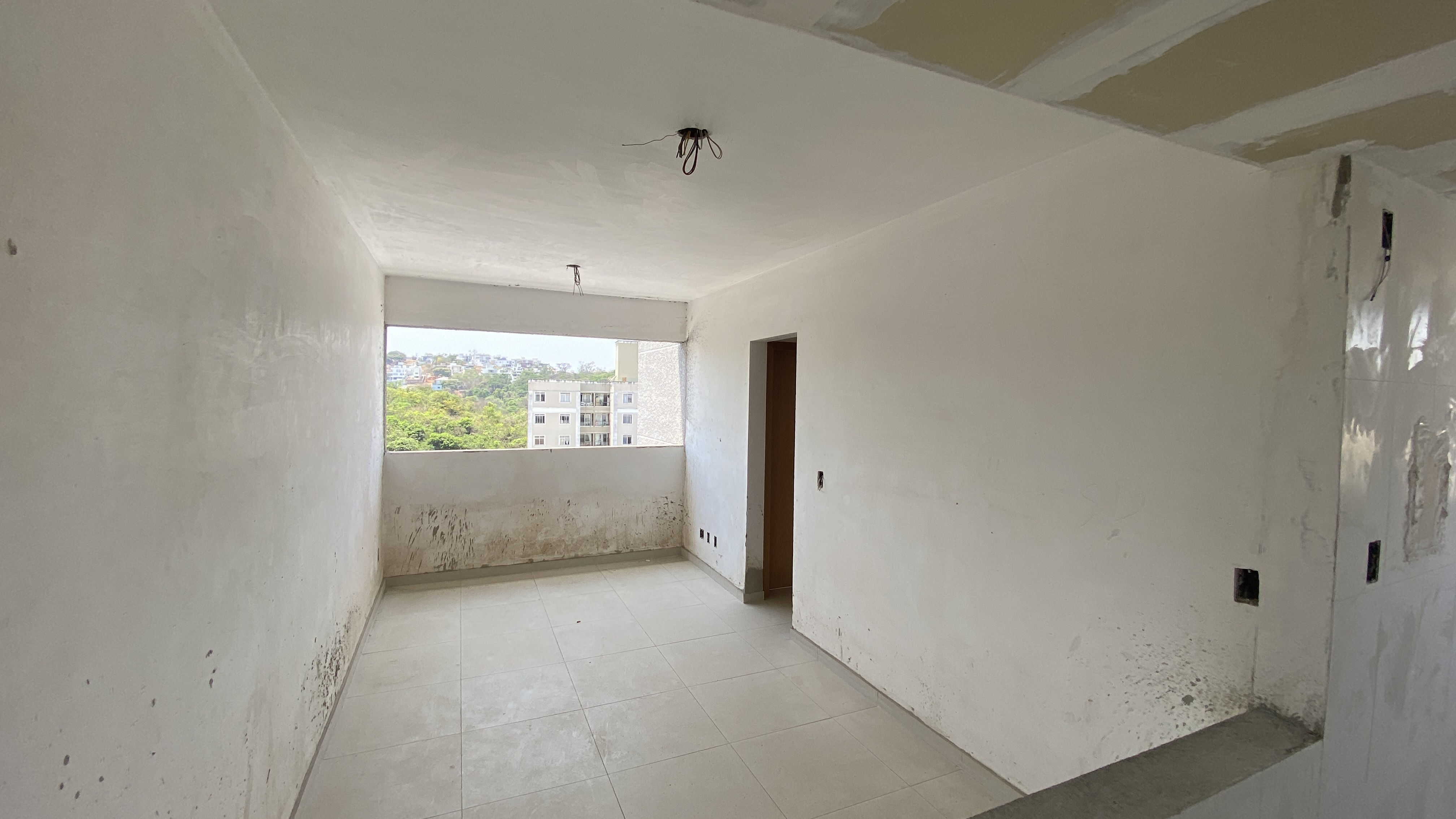 Apartamento à venda com 2 quartos, 53m² - Foto 1