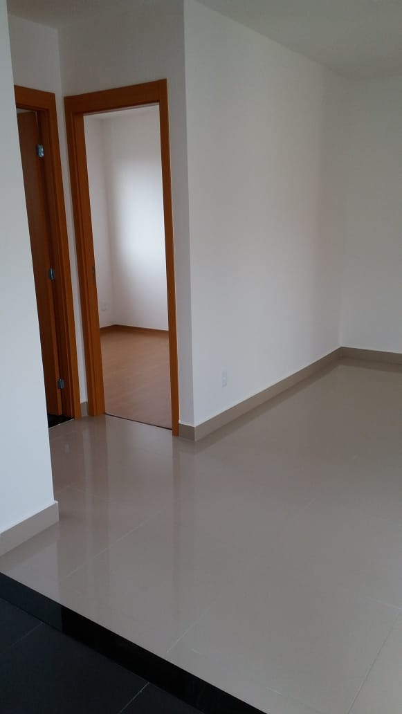 Apartamento à venda com 2 quartos, 45m² - Foto 2