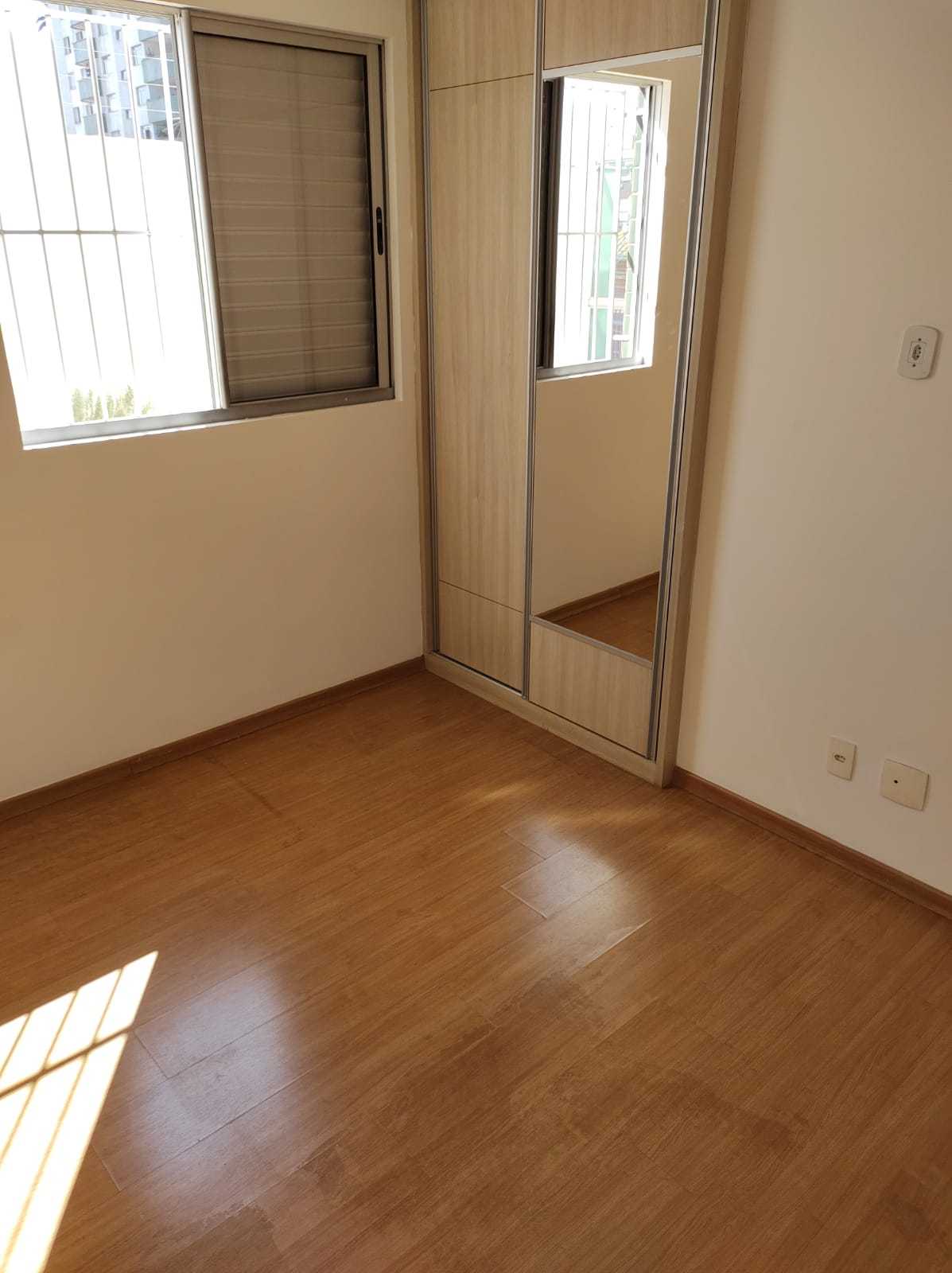 Apartamento para alugar com 4 quartos, 120m² - Foto 15