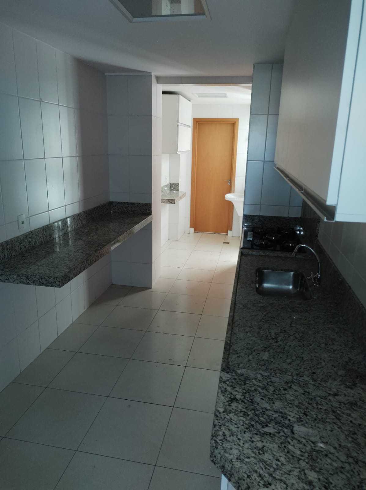 Apartamento para alugar com 4 quartos, 120m² - Foto 8