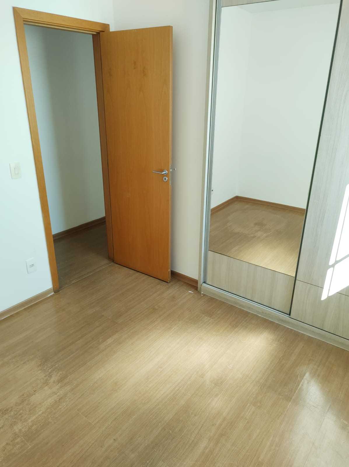 Apartamento para alugar com 4 quartos, 120m² - Foto 10