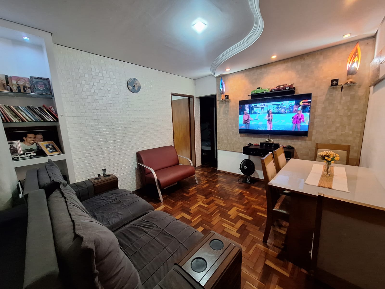 Apartamento à venda com 2 quartos, 48m² - Foto 1