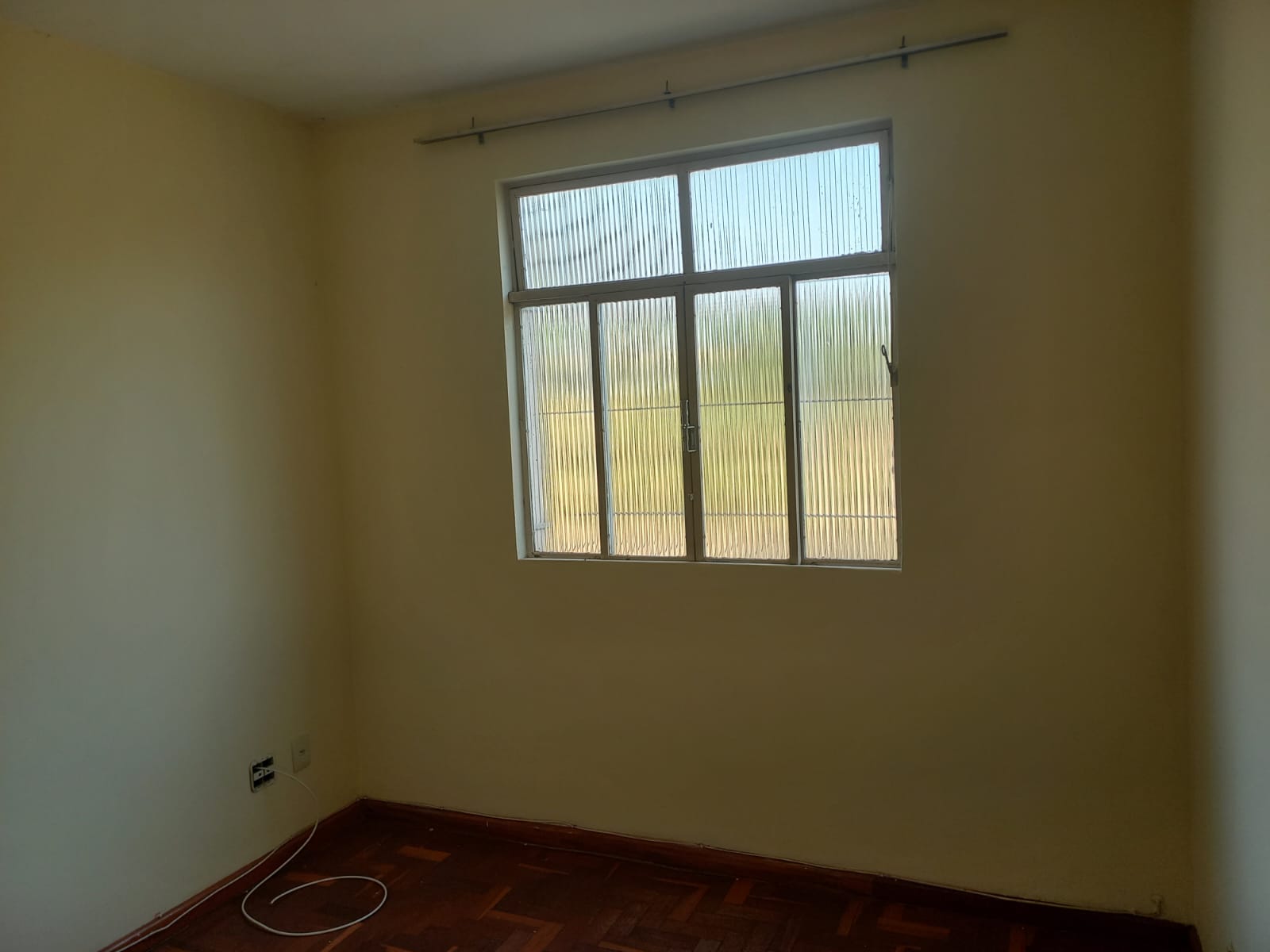 Apartamento à venda com 3 quartos, 90m² - Foto 3