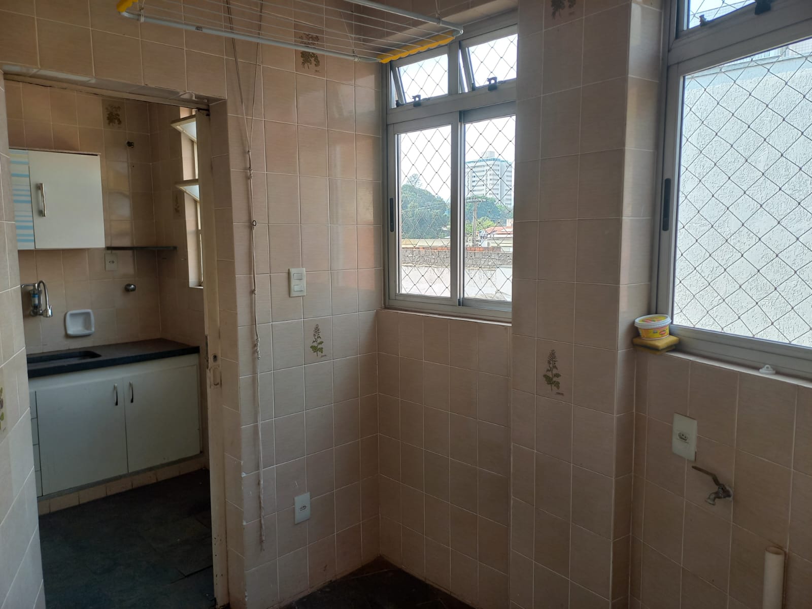 Apartamento à venda com 3 quartos, 90m² - Foto 15