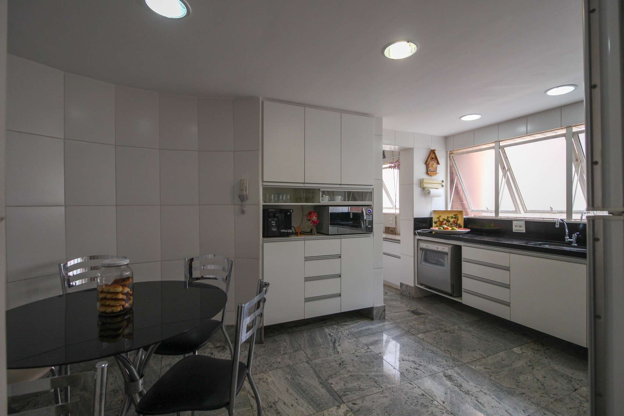 Apartamento à venda com 4 quartos, 185m² - Foto 19