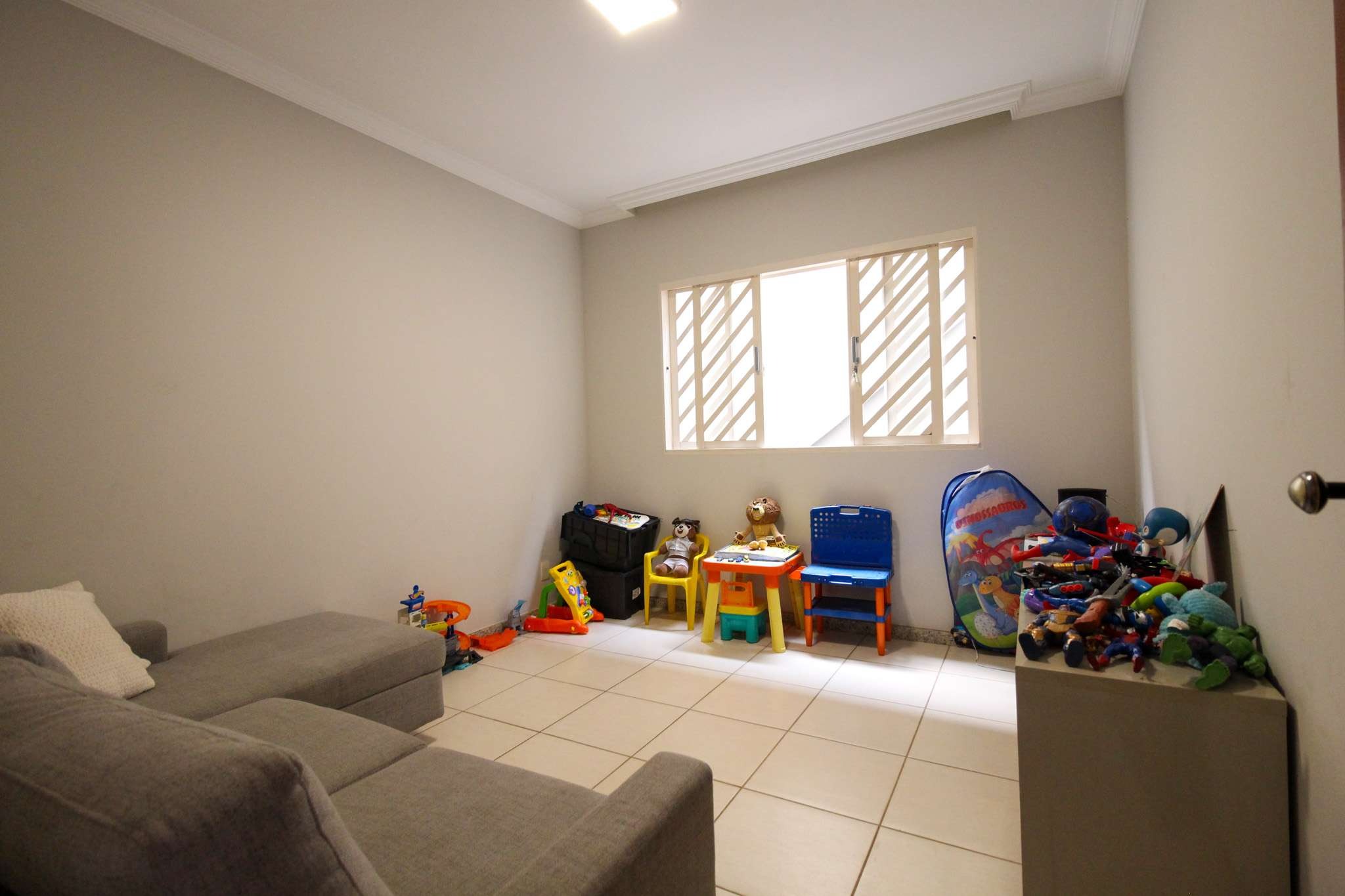 Casa à venda com 5 quartos, 410m² - Foto 5