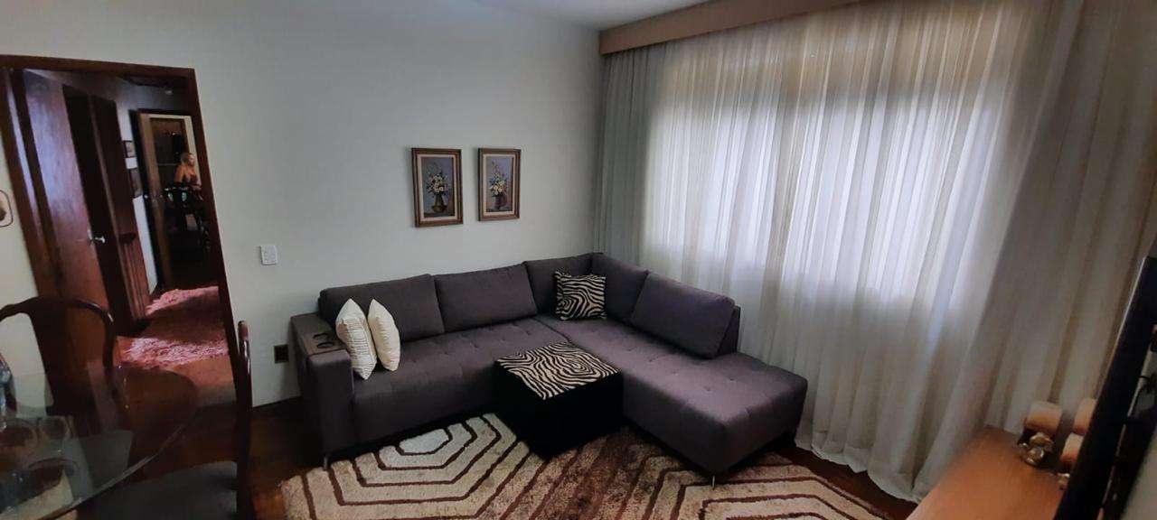 Apartamento à venda com 2 quartos, 90m² - Foto 1