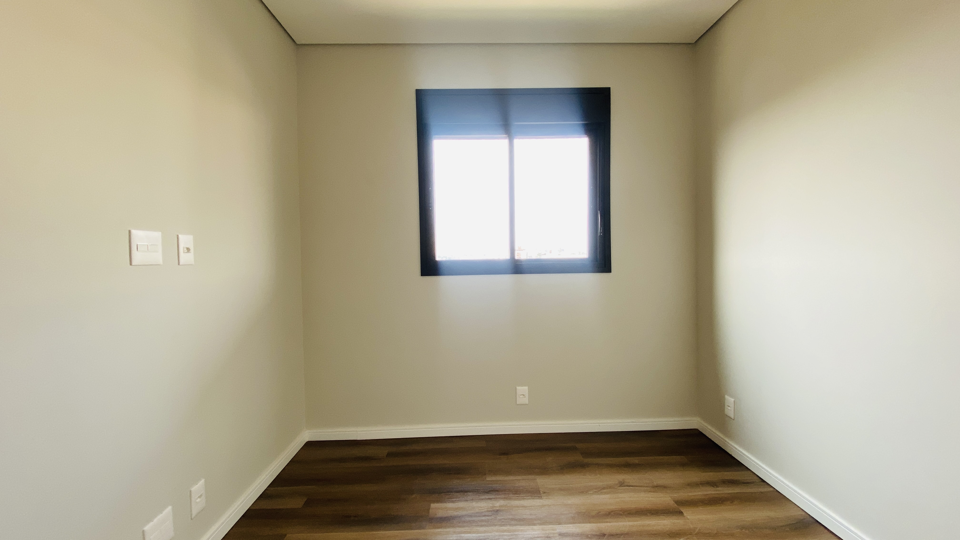 Apartamento à venda com 4 quartos, 161m² - Foto 11