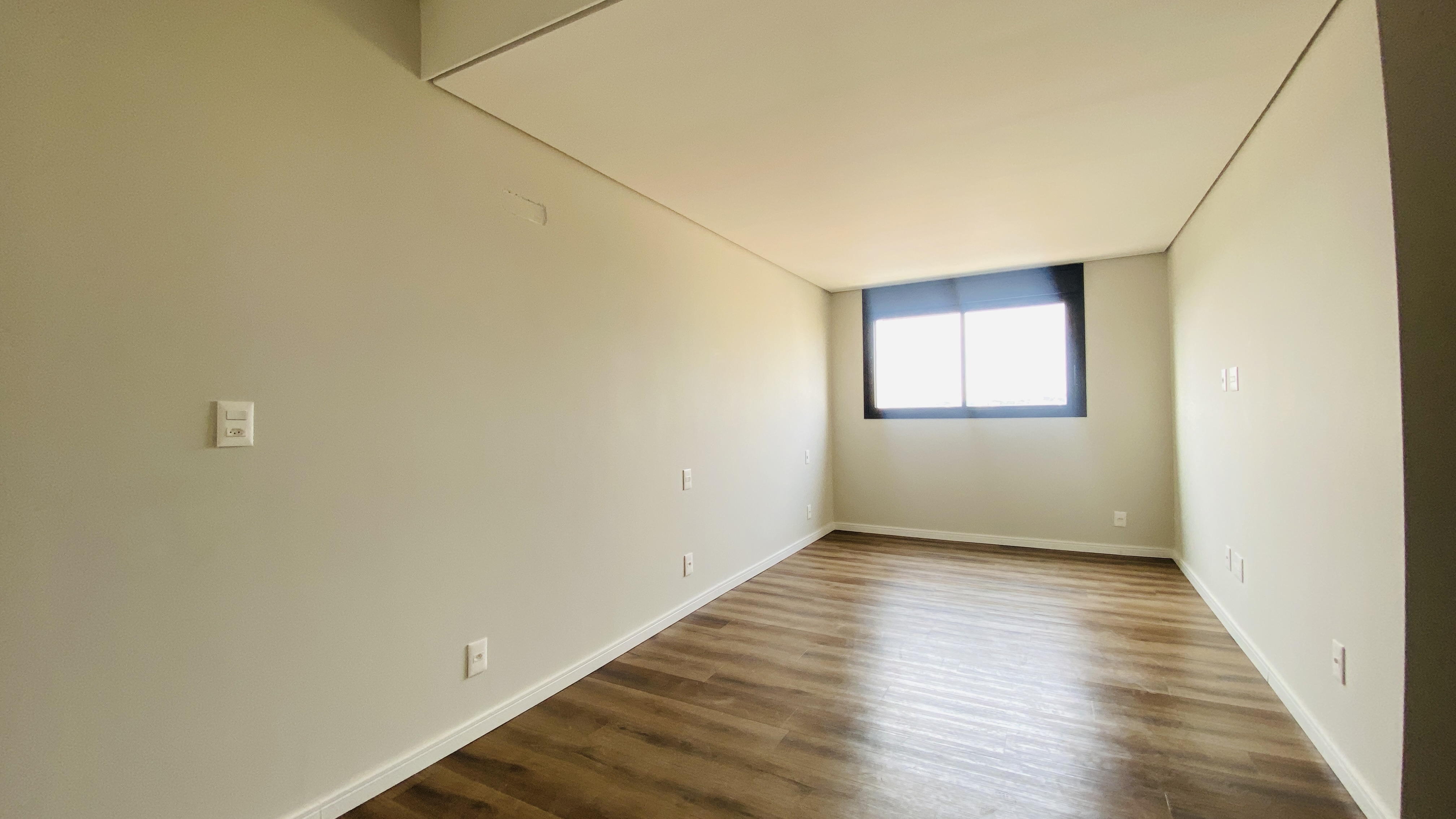 Apartamento à venda com 4 quartos, 161m² - Foto 17