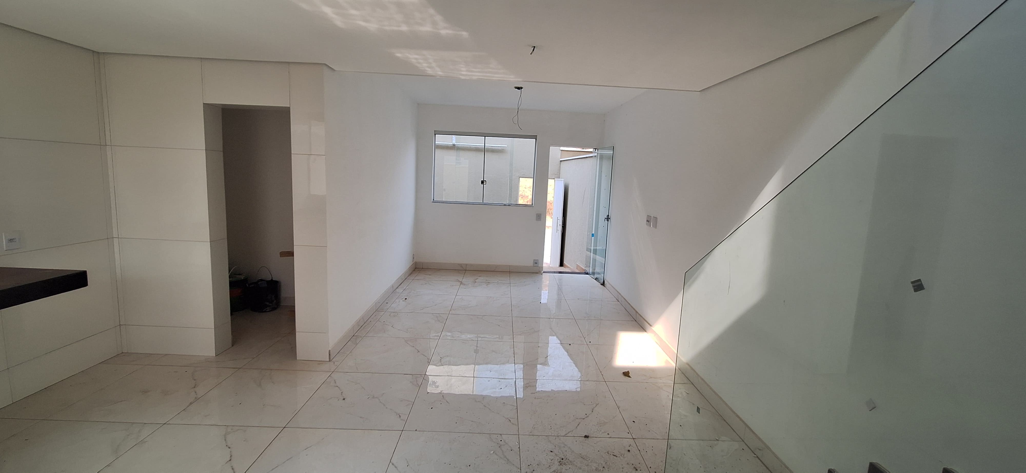 Casa à venda com 3 quartos, 145m² - Foto 4