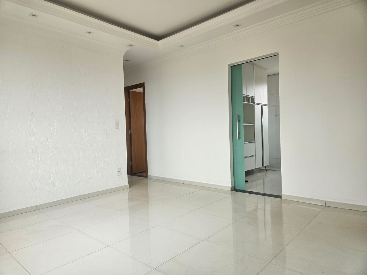 Apartamento à venda com 3 quartos, 66m² - Foto 1