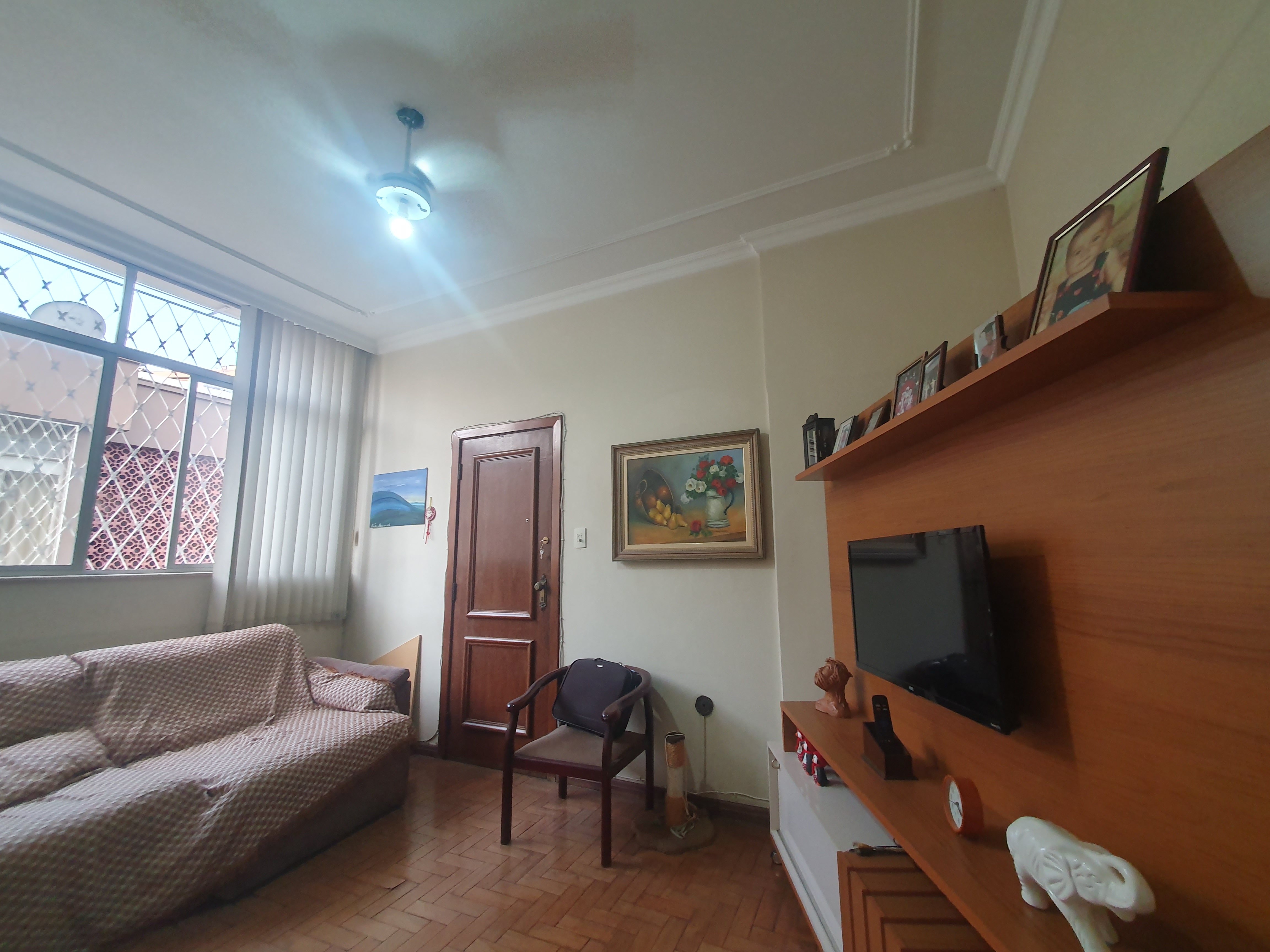 Apartamento à venda com 3 quartos, 80m² - Foto 1