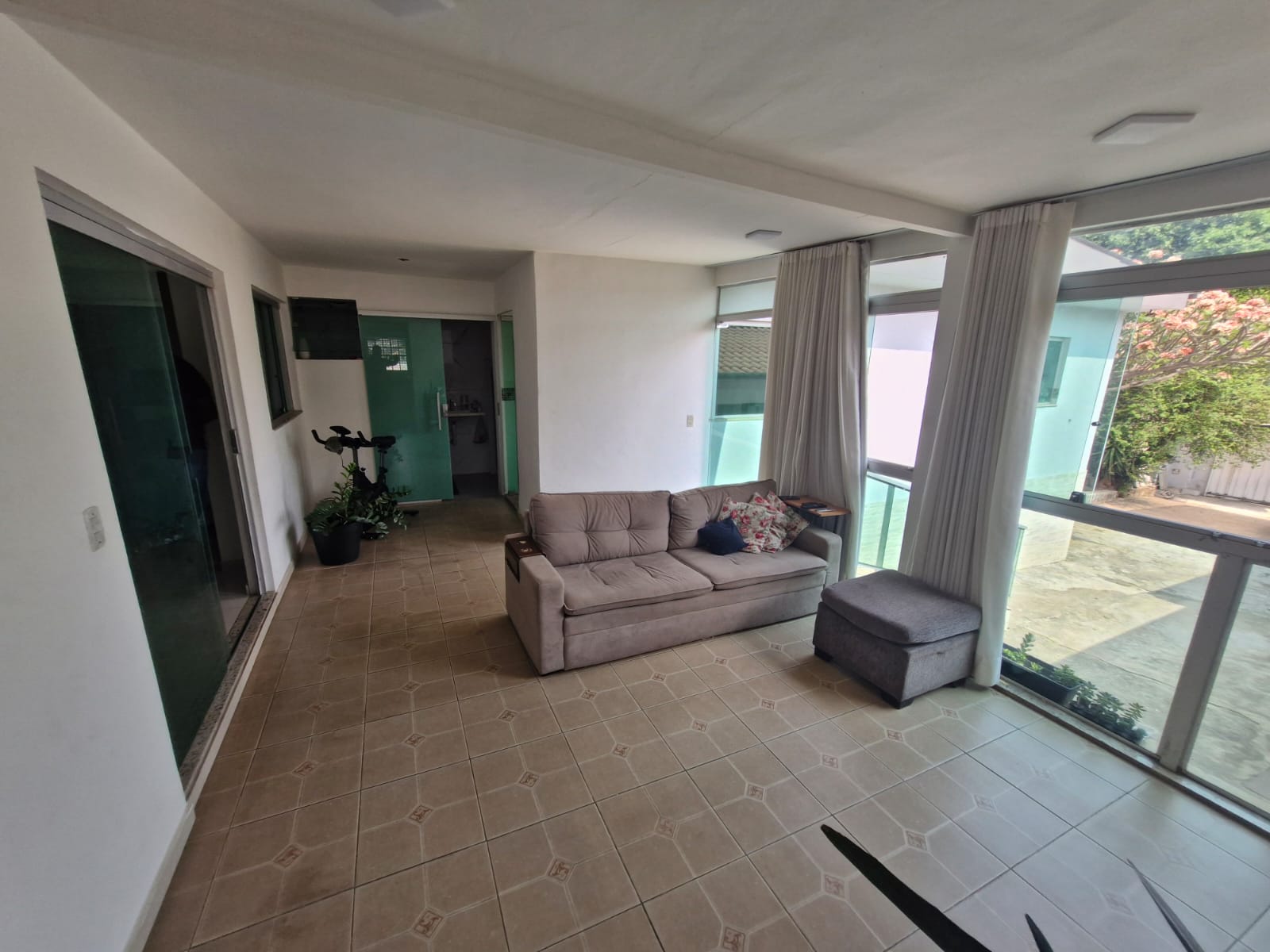 Casa à venda com 3 quartos, 360m² - Foto 5