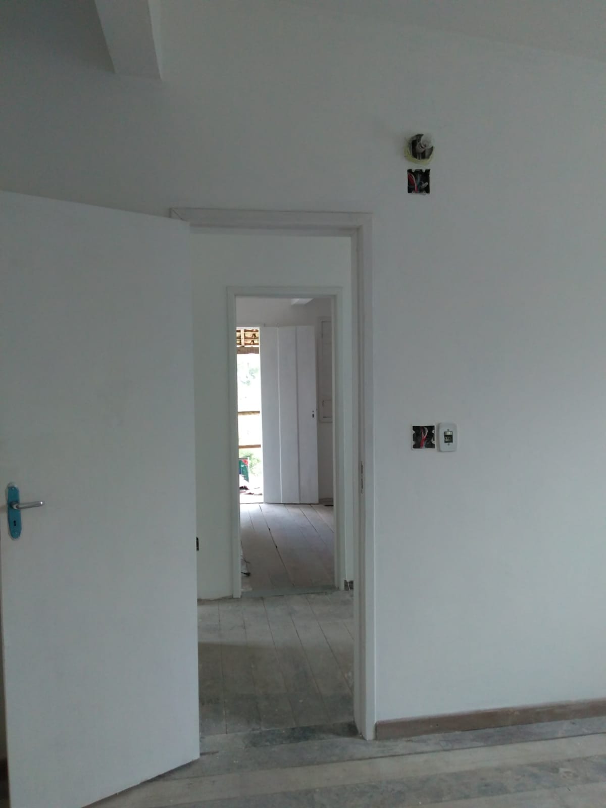 Casa à venda com 3 quartos, 164m² - Foto 14