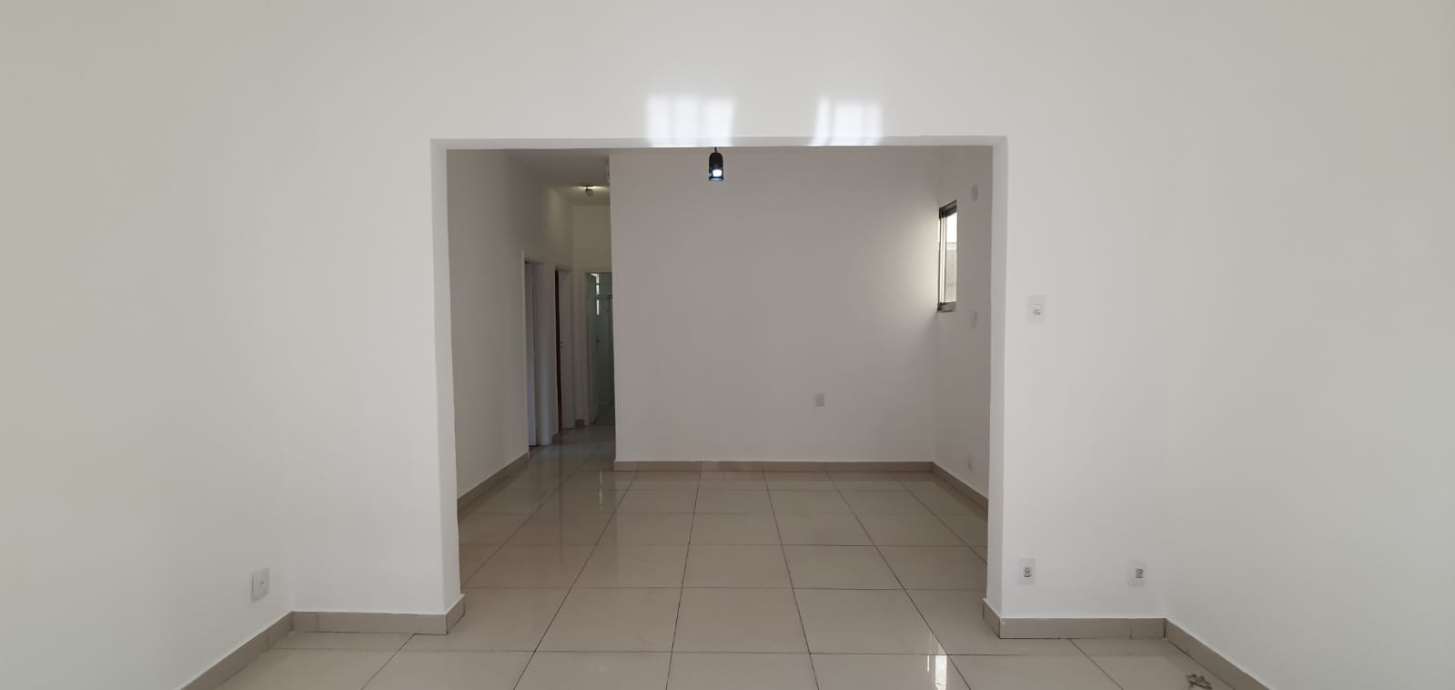 Apartamento para alugar com 3 quartos, 120m² - Foto 3