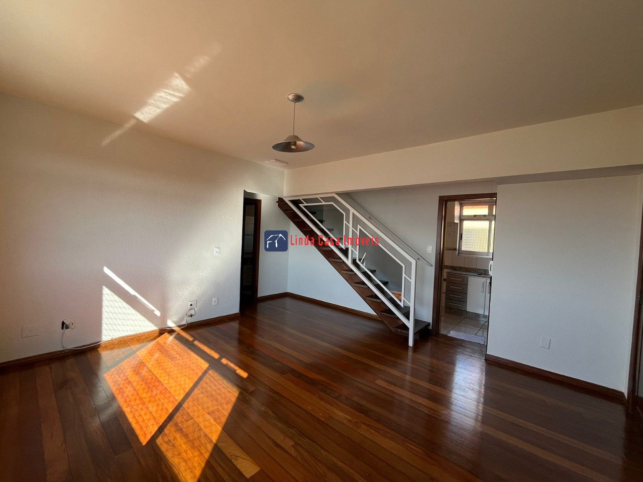 Cobertura para alugar com 3 quartos, 177m² - Foto 4