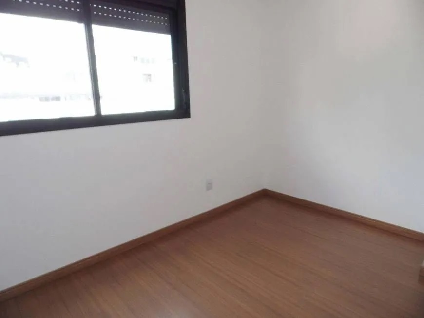 Apartamento à venda com 3 quartos, 87m² - Foto 8