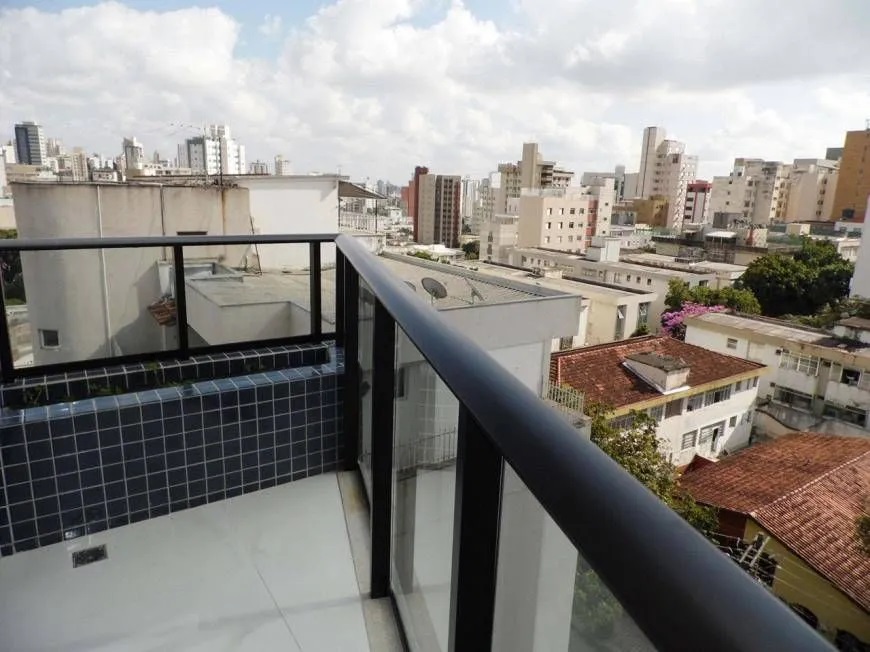 Apartamento à venda com 3 quartos, 87m² - Foto 3