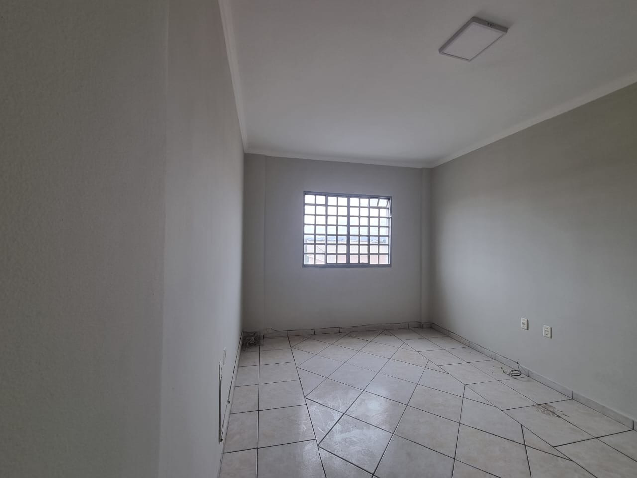 Apartamento para alugar com 2 quartos, 70m² - Foto 2