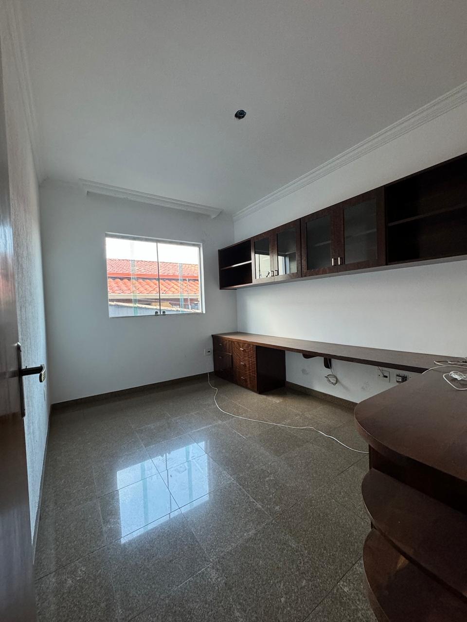 Casa à venda com 4 quartos, 290m² - Foto 16