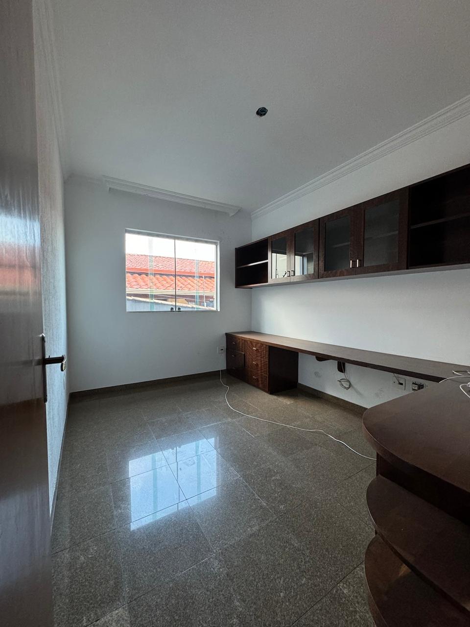 Casa à venda com 4 quartos, 290m² - Foto 19