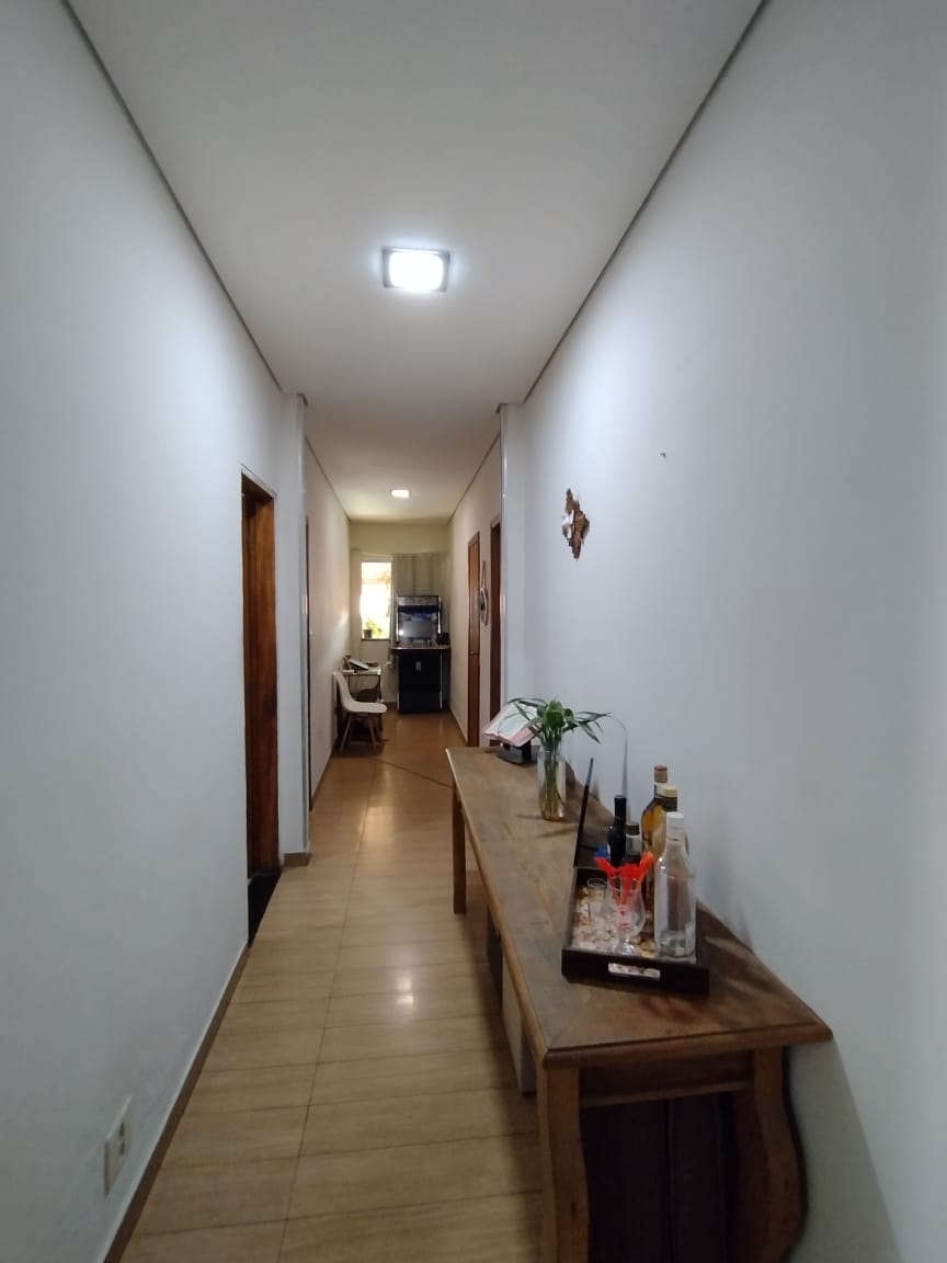 Casa à venda com 3 quartos, 300m² - Foto 21