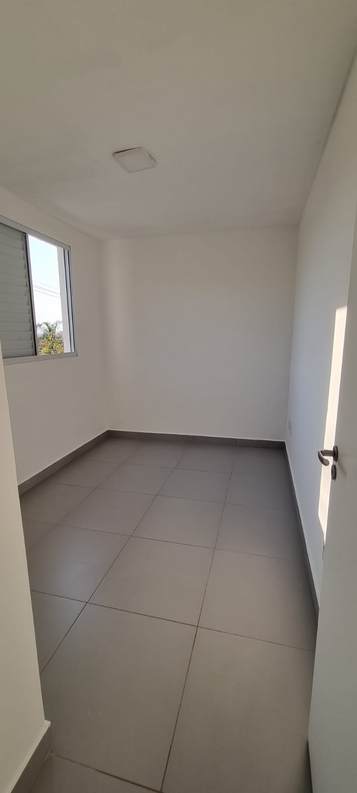 Apartamento à venda com 2 quartos, 69m² - Foto 2