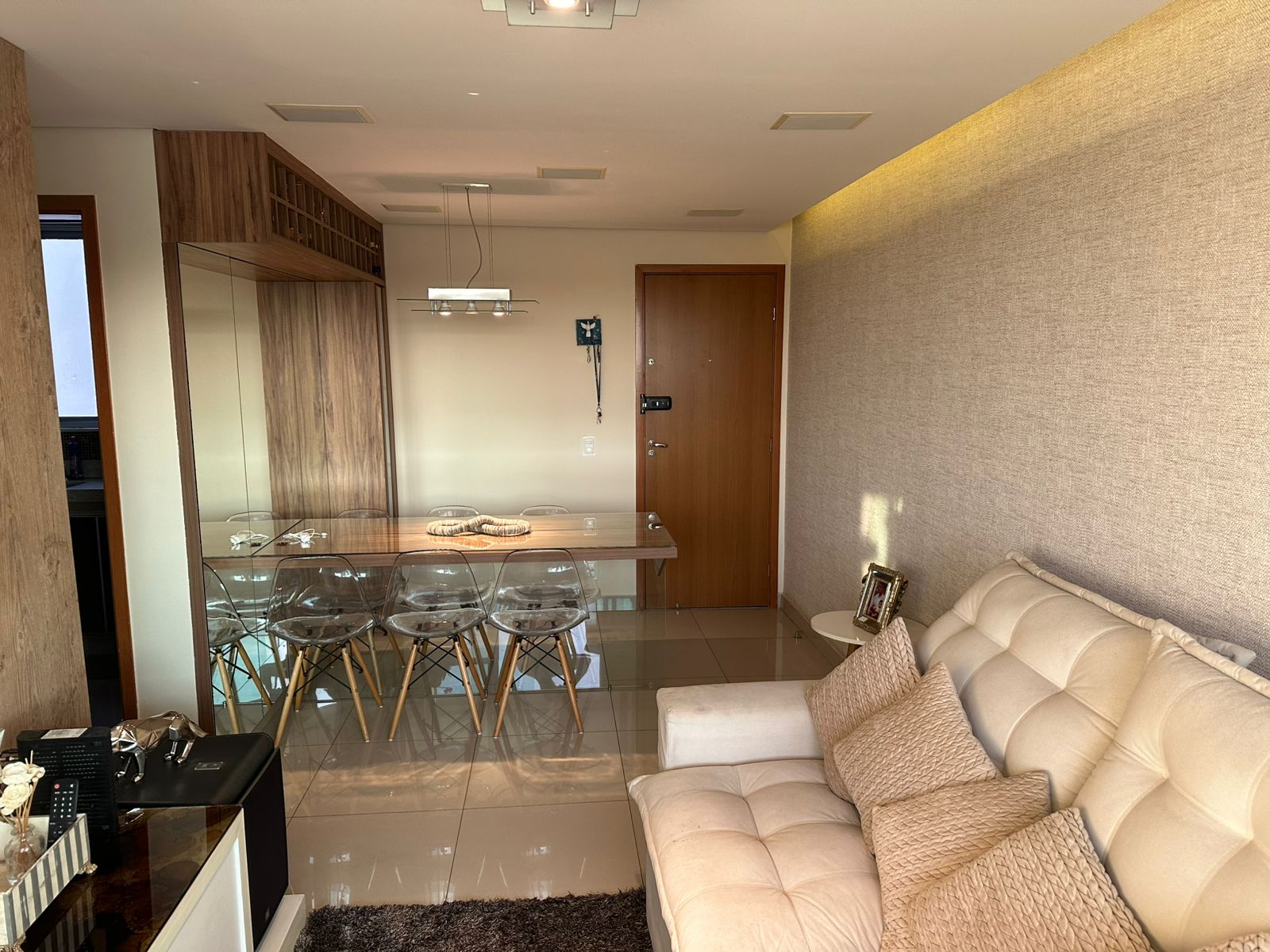 Apartamento à venda com 3 quartos, 82m² - Foto 3