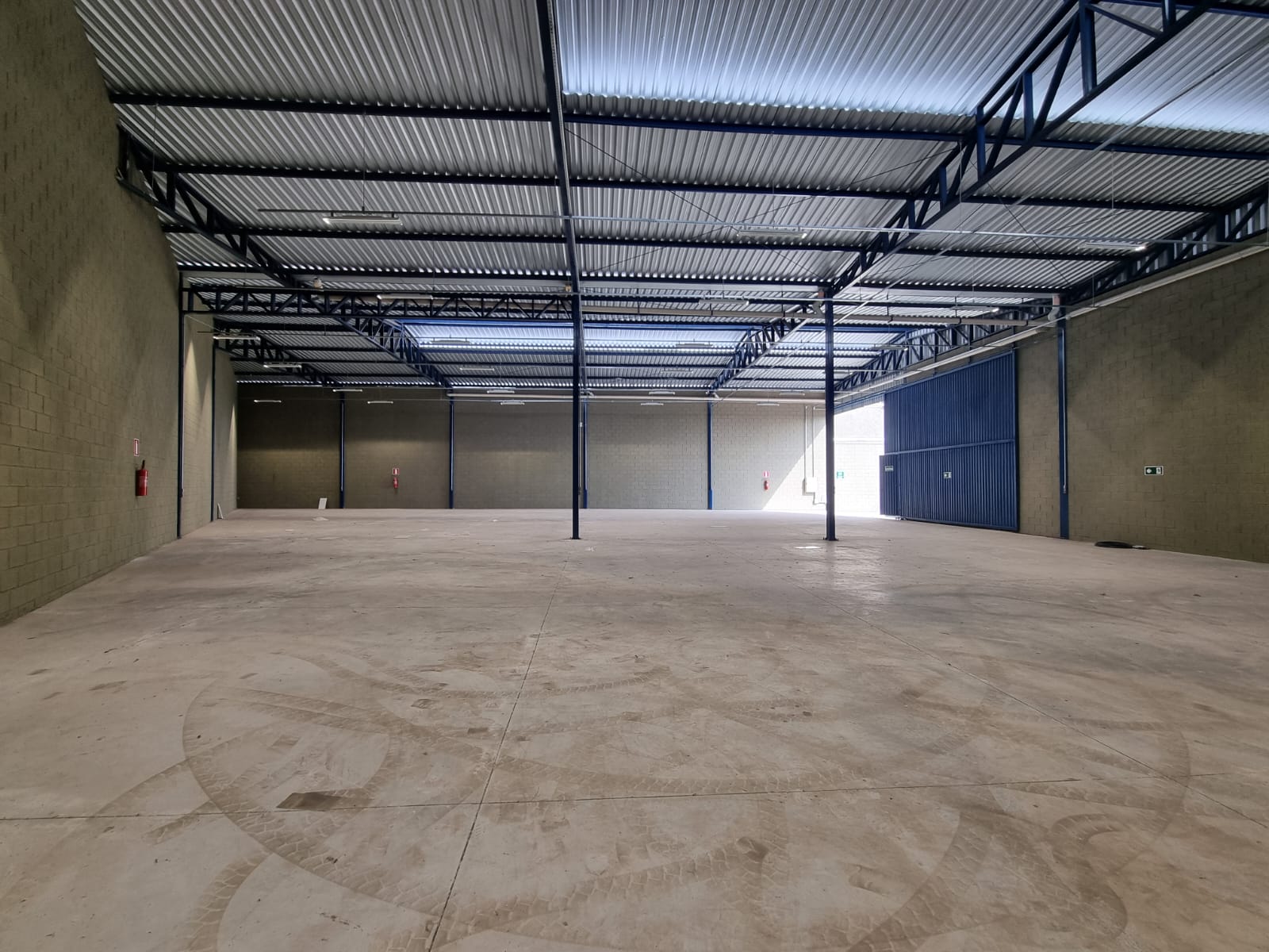 Depósito-Galpão-Armazém para alugar, 750m² - Foto 7