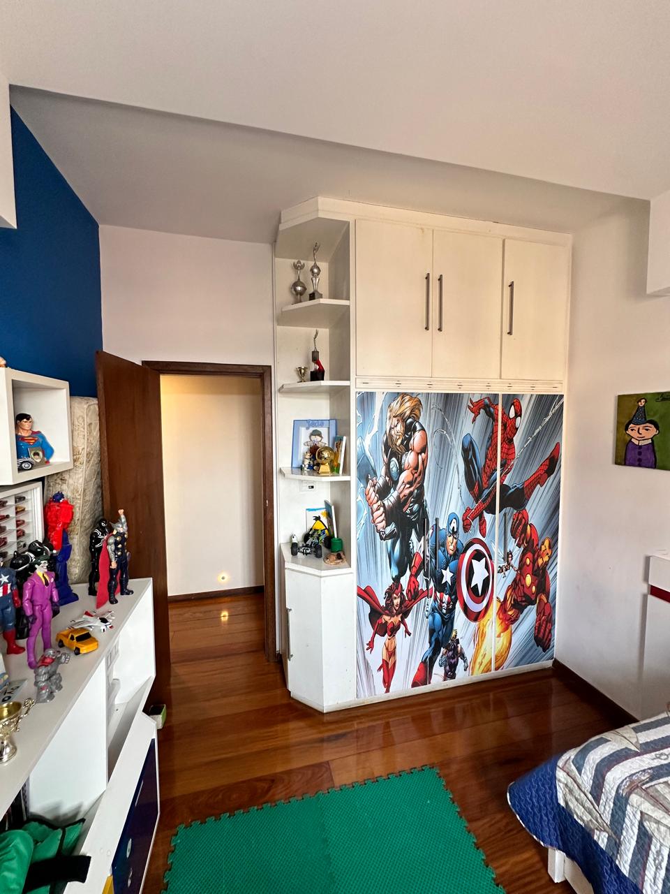 Casa à venda com 4 quartos, 200m² - Foto 15