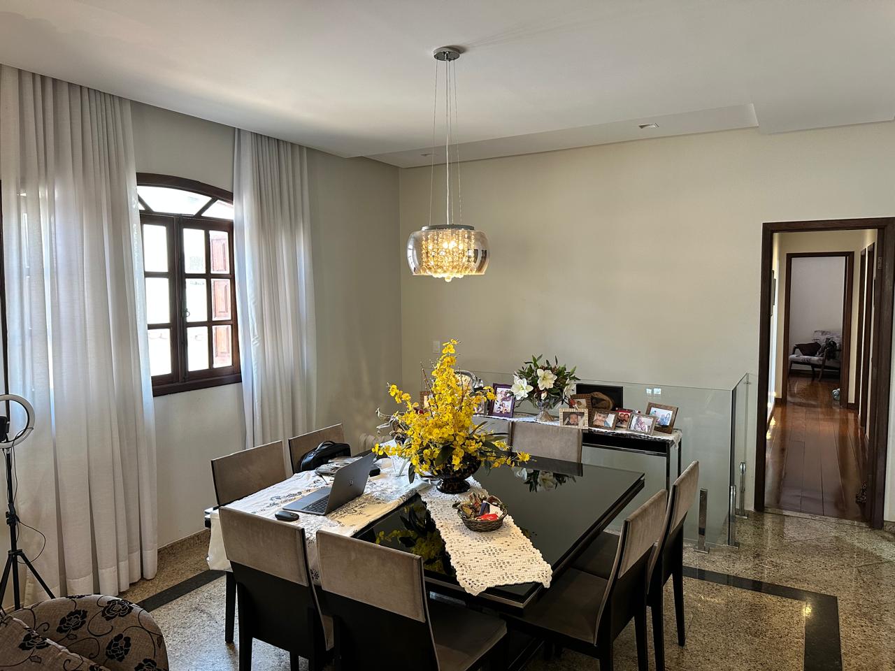 Casa à venda com 4 quartos, 200m² - Foto 21