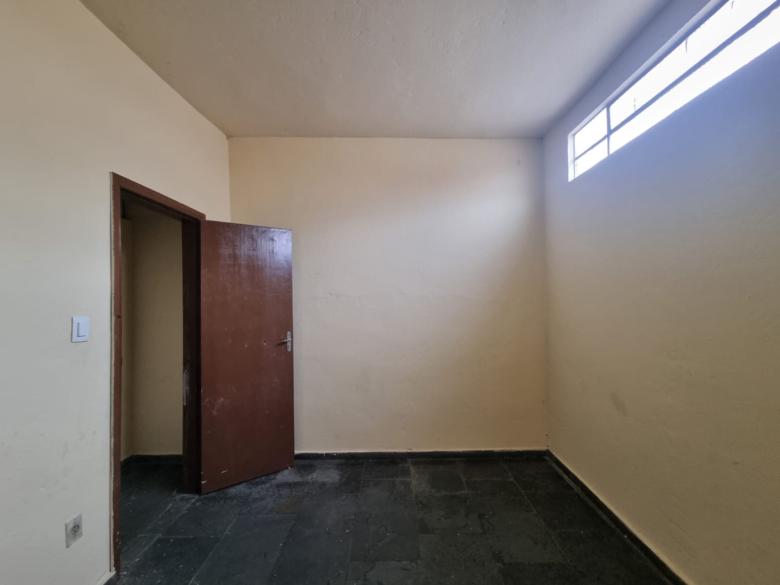 Casa para alugar com 3 quartos, 80m² - Foto 13