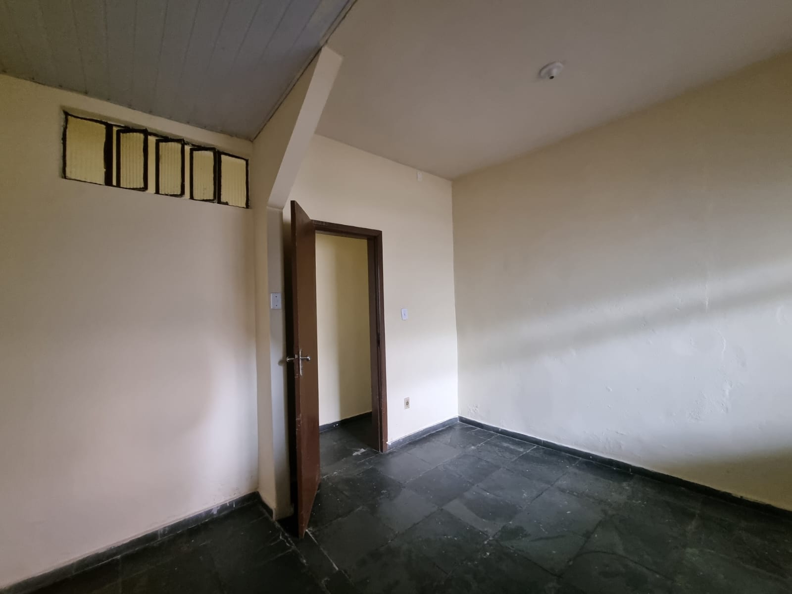 Casa para alugar com 3 quartos, 80m² - Foto 20