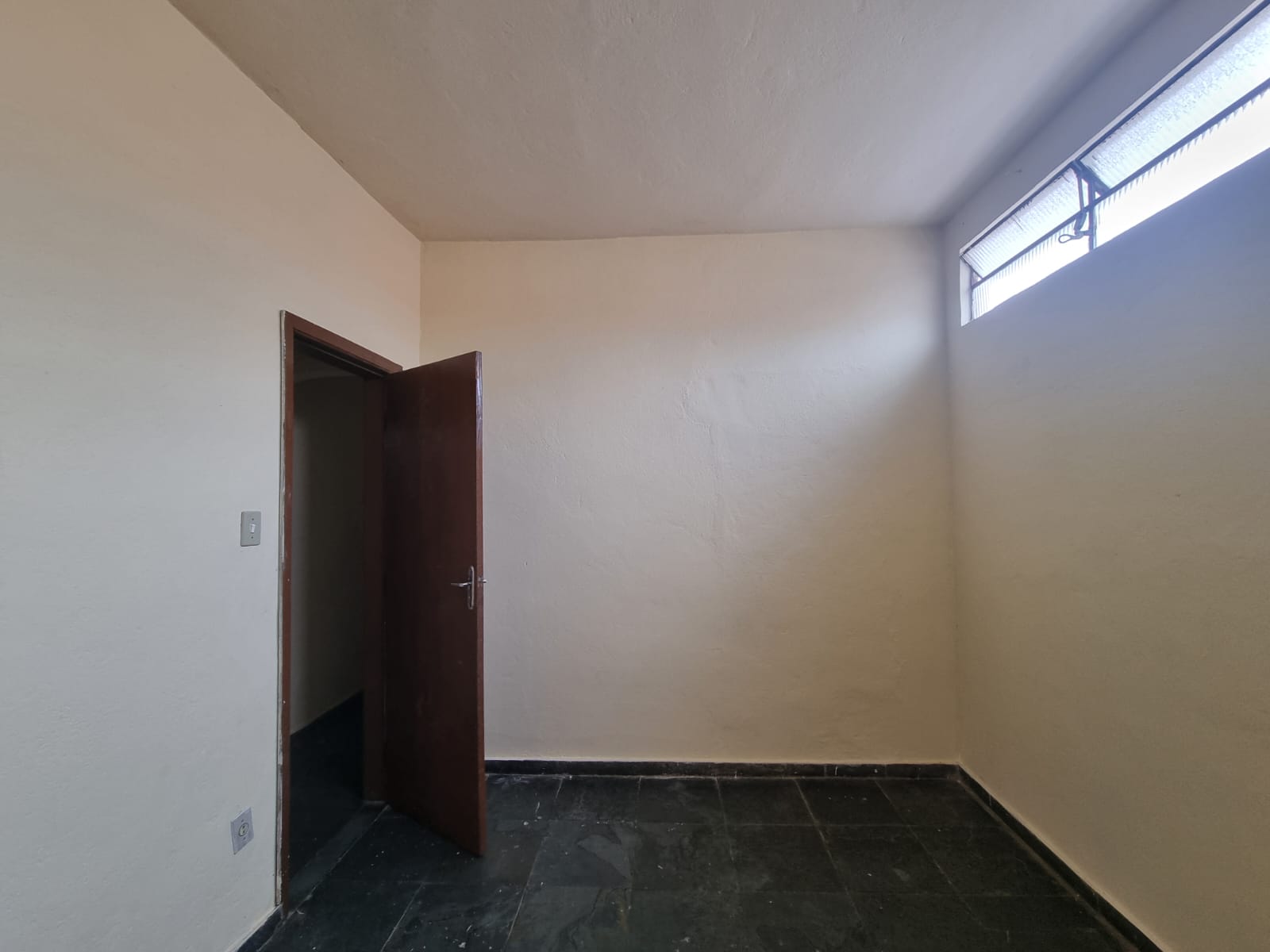 Casa para alugar com 3 quartos, 80m² - Foto 16